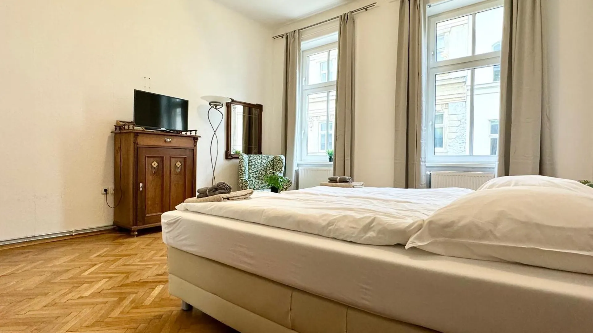 Cosy Apartment Located At Famous Vienna Kutschkermarkt